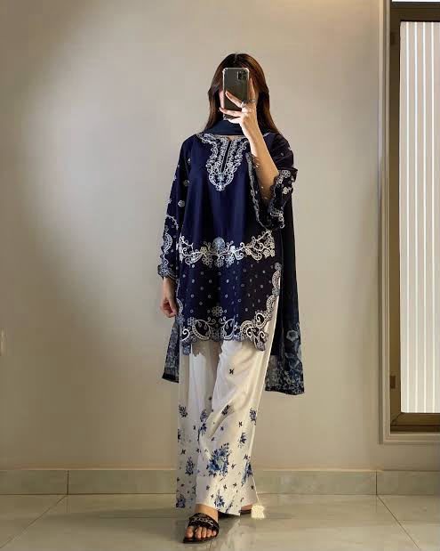 Iznik Shehmoz Digital Printed 2 Piece Suit by zairahofficial features elegant prints and quality fabric. Explore Pakistani Dresses Online Shopping.