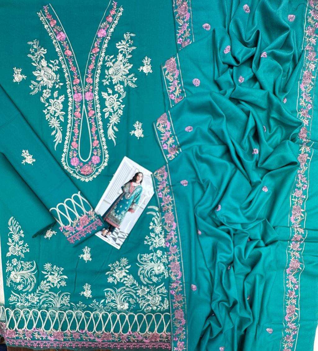 Heeras Dhanak Embroidered 3 Piece Suit by zairahofficial combines elegant embroidery and premium fabric. Explore Affordable Unstitched Suits in Pakistan.
