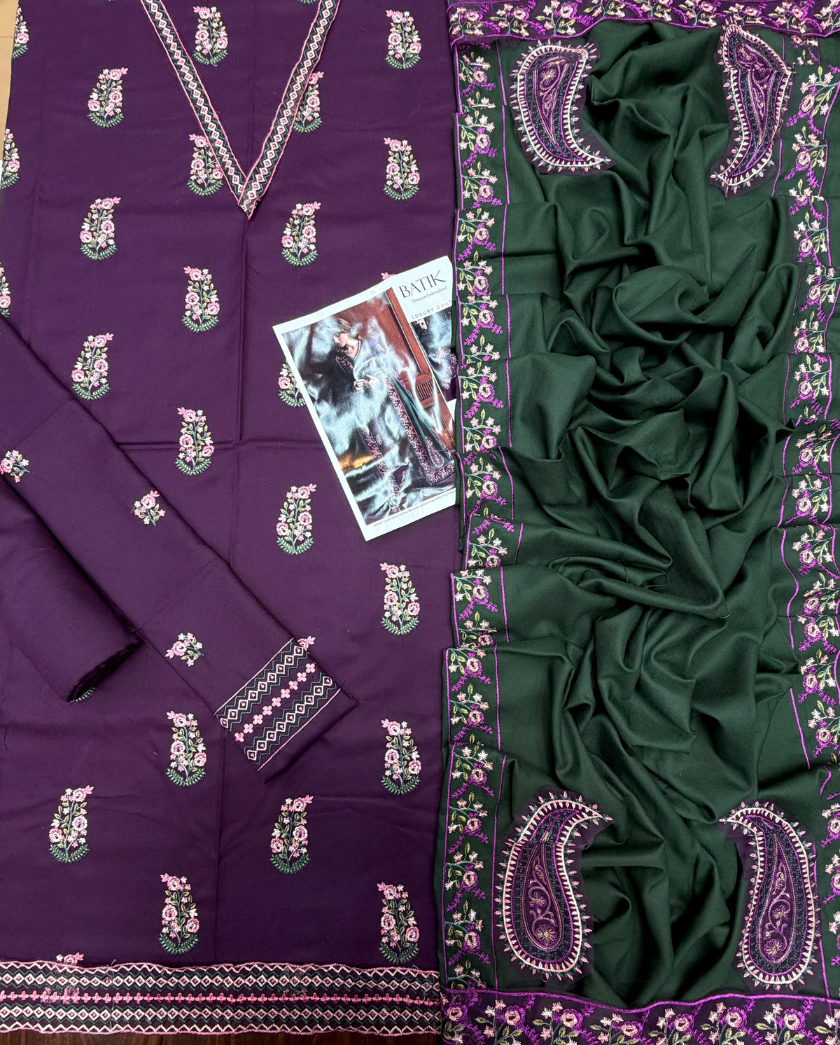 Batik Dhanak Embroidered 3 Piece Suit